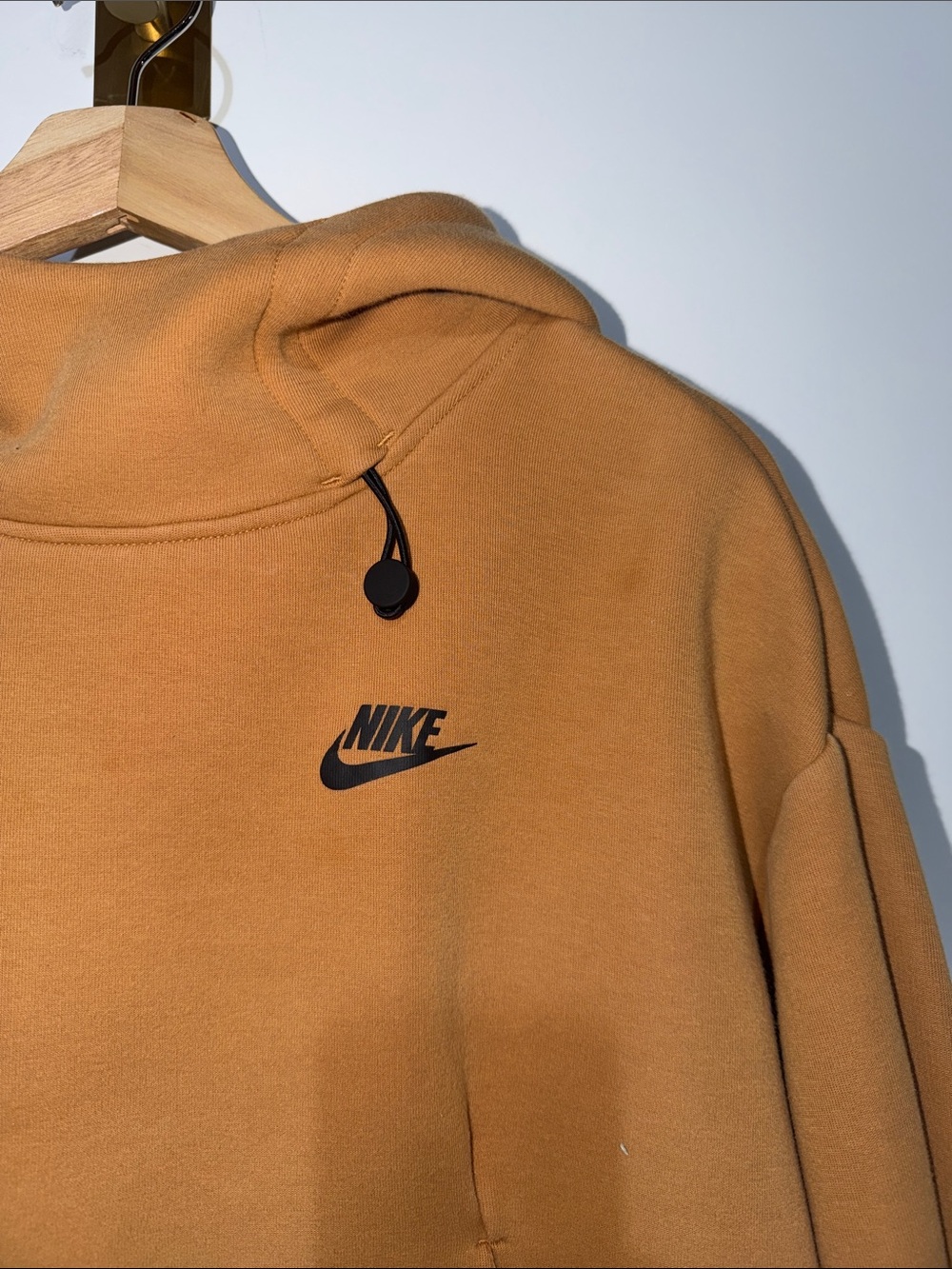 Nike Sportswear Tech Fleece Oversized Hoodie Flax  Women’s Size small - Picture 4 of 7